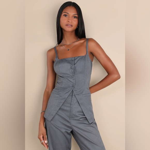 NWT Lulus grey pinstripe set - Picture 4 of 7